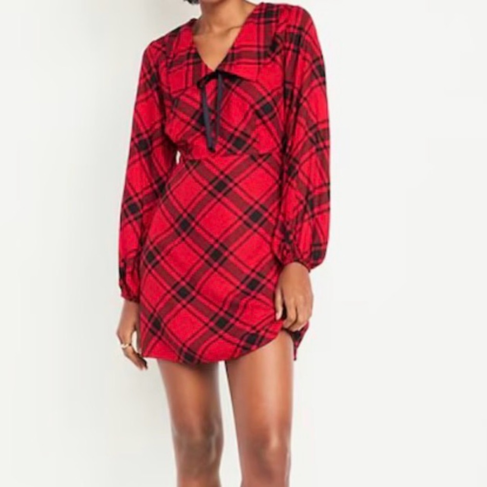 Old Navy Red and Black Plaid Dress